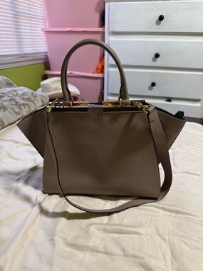 FENDI handbag/shoulder bag in sand beige leather